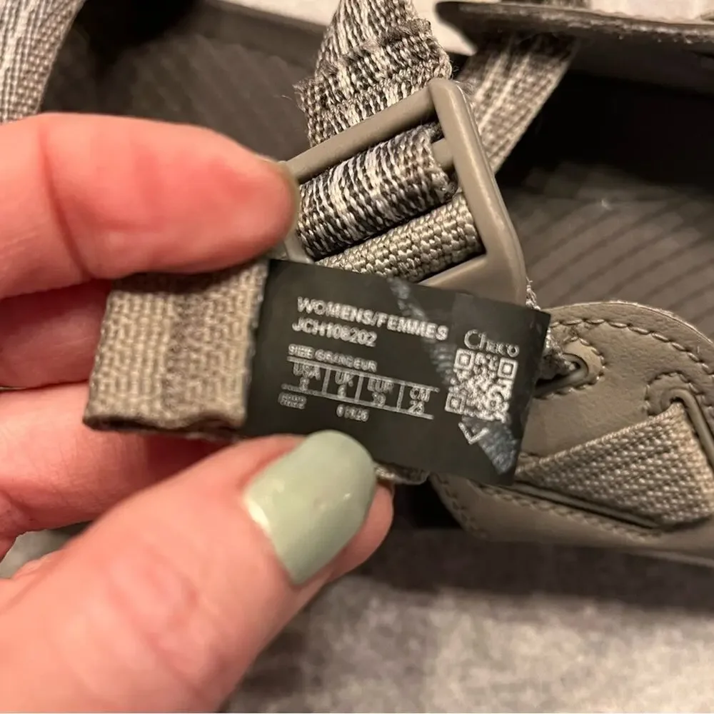 CHACO Lowdown Active Sandals Pully Gray Hiking Outdoor Gorpcore Women’s Size 8